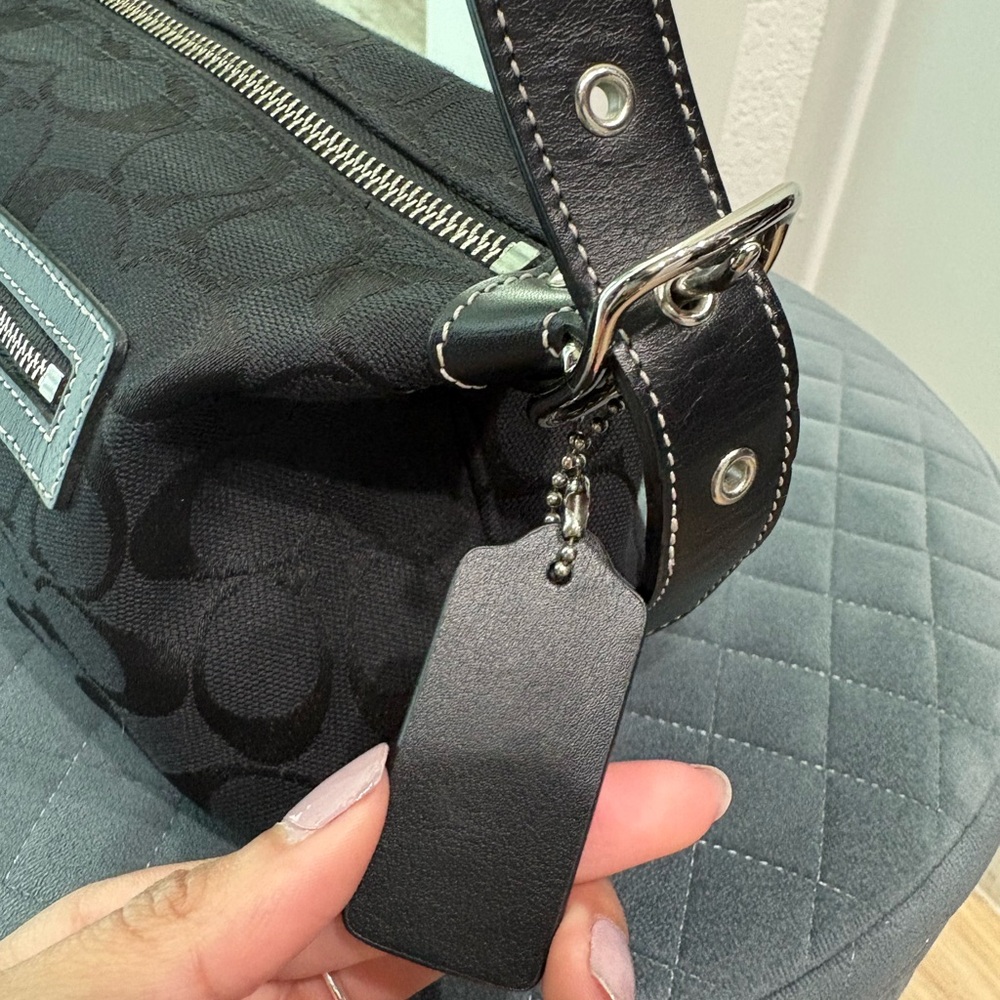 Coach Vintage Black Demi Bag - Picture 7 of 16